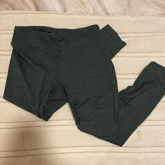 Outdoor Voices Tech Sweat 3/4 Legging - Picture 2 of 6